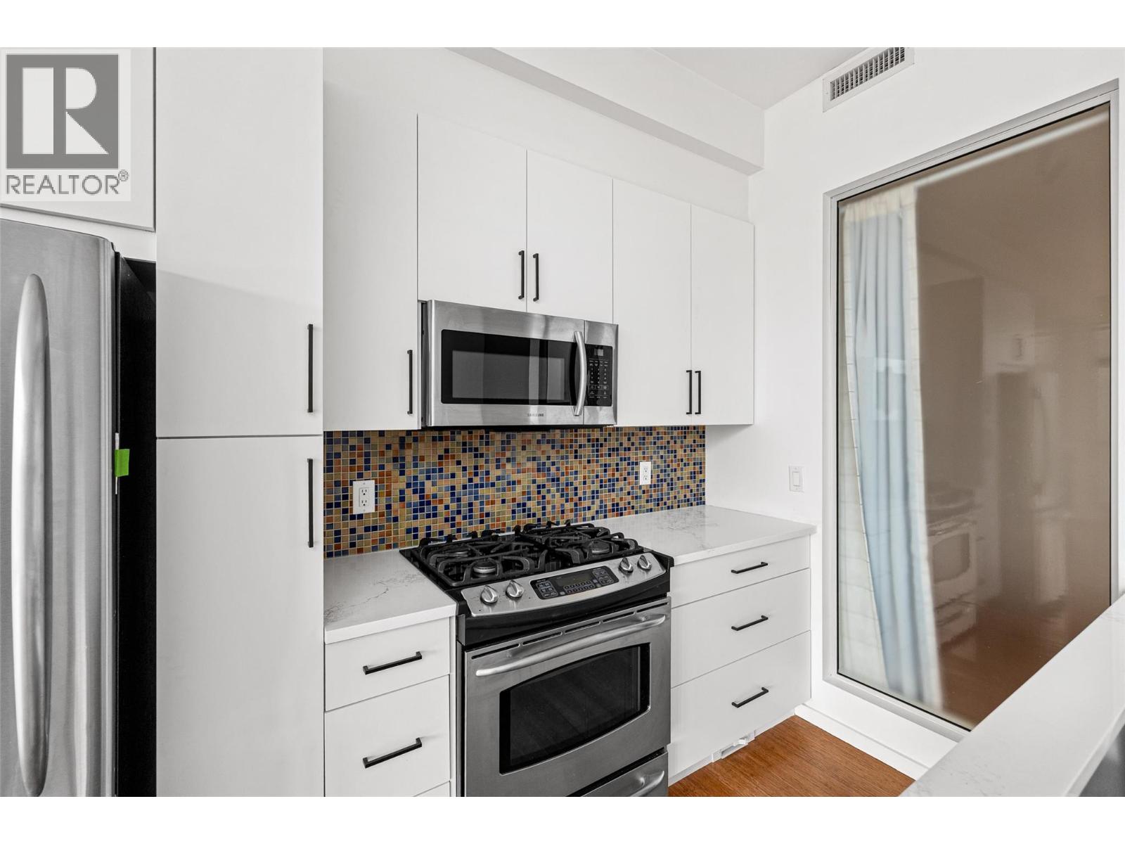 316 1289 Ellis Street, Kelowna