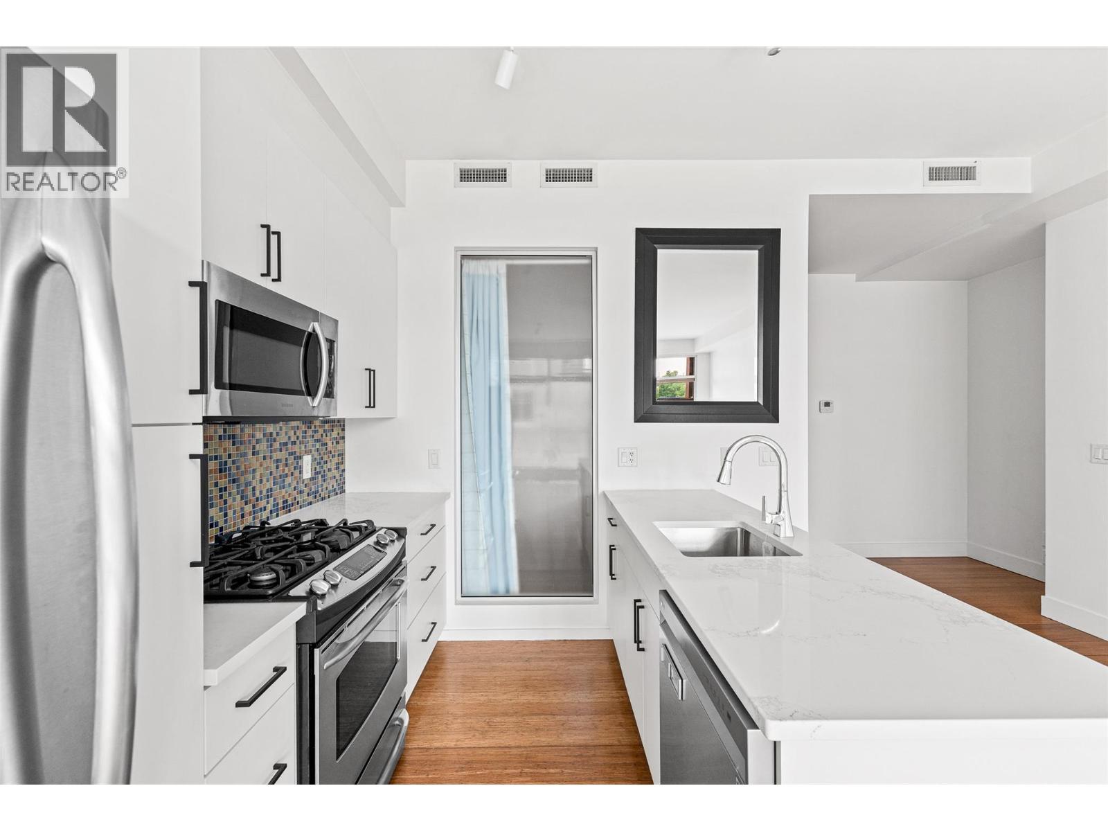 316 1289 Ellis Street, Kelowna
