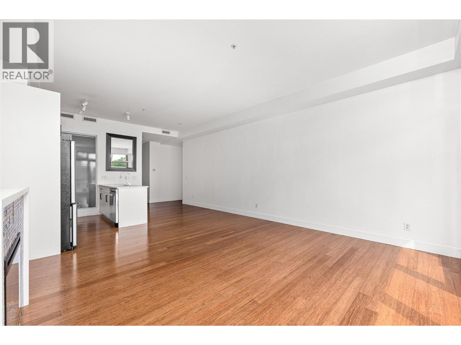 316 1289 Ellis Street, Kelowna