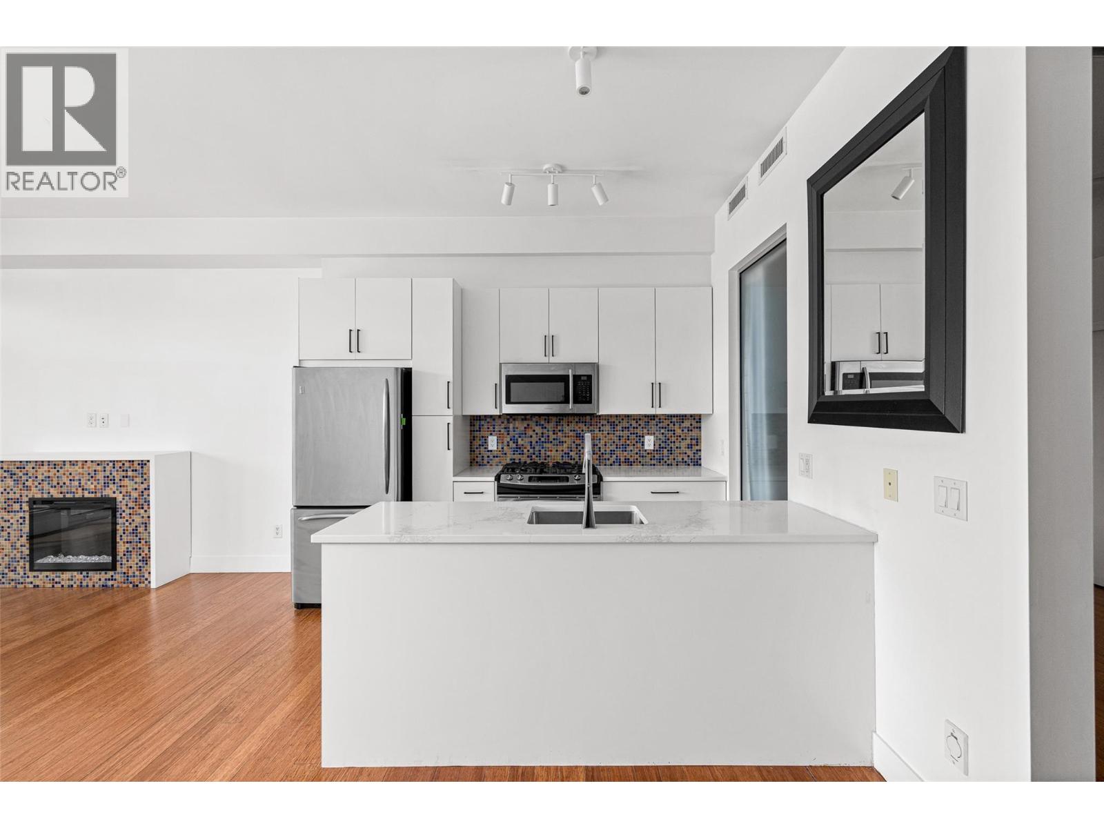 316 1289 Ellis Street, Kelowna