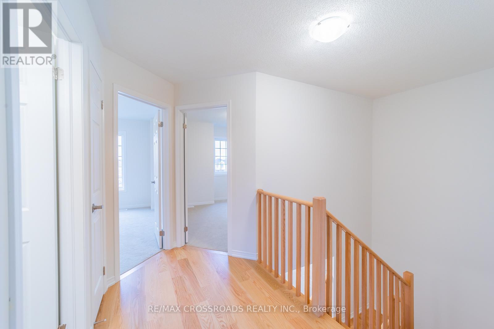 332 CORONATION ROAD - 16