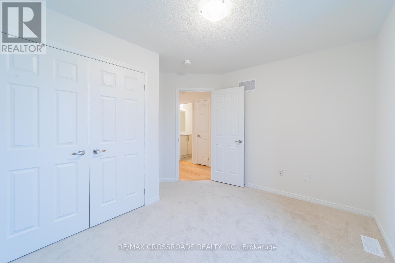 332 CORONATION ROAD - 25