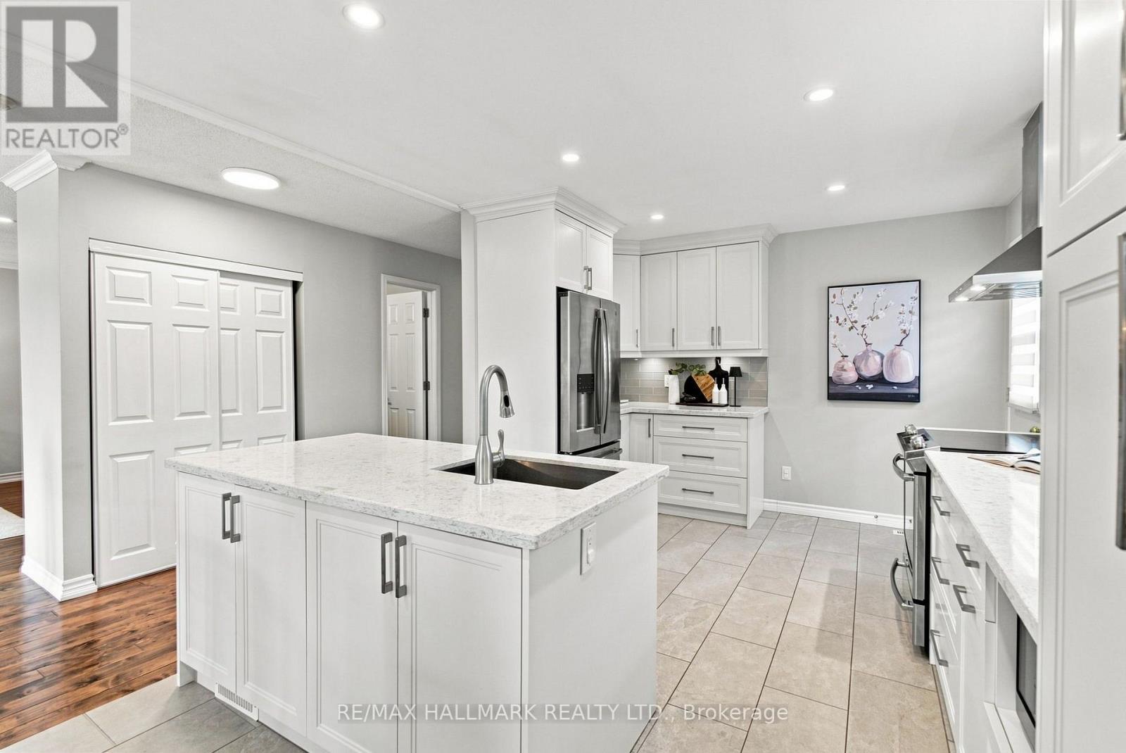 35 DOWNHAM DRIVE - 12