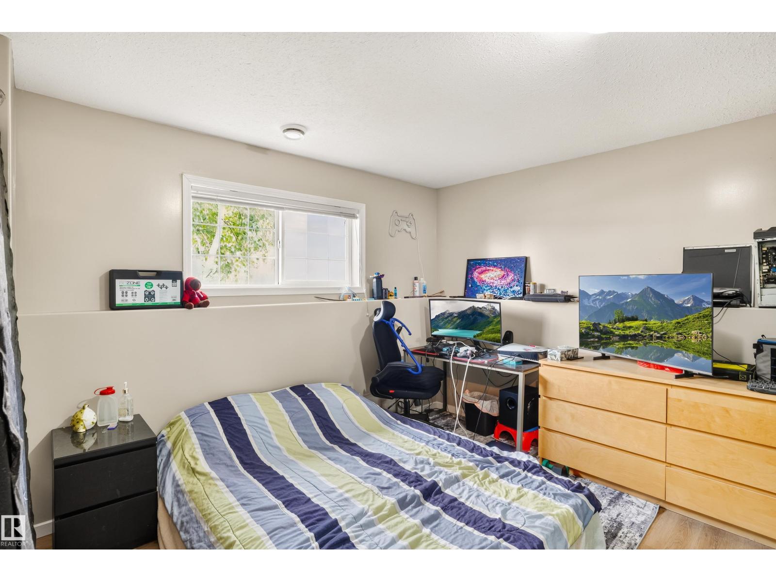 #9 6506 47 ST - 28