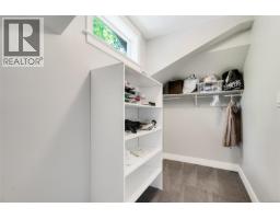 1 2923 Shelbourne St, Victoria, BC V8R4M7 Photo 40