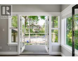 Family room - 1 2923 Shelbourne St, Victoria, BC V8R4M7 Photo 8