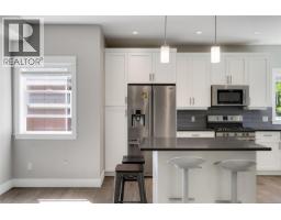 1 2923 Shelbourne St, Victoria, BC V8R4M7 Photo 20