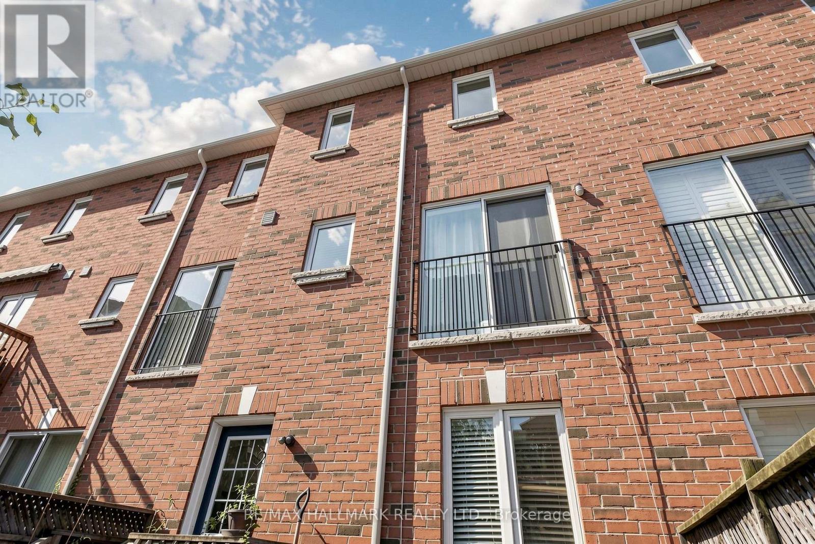 14 ELPHICK LANE - 14