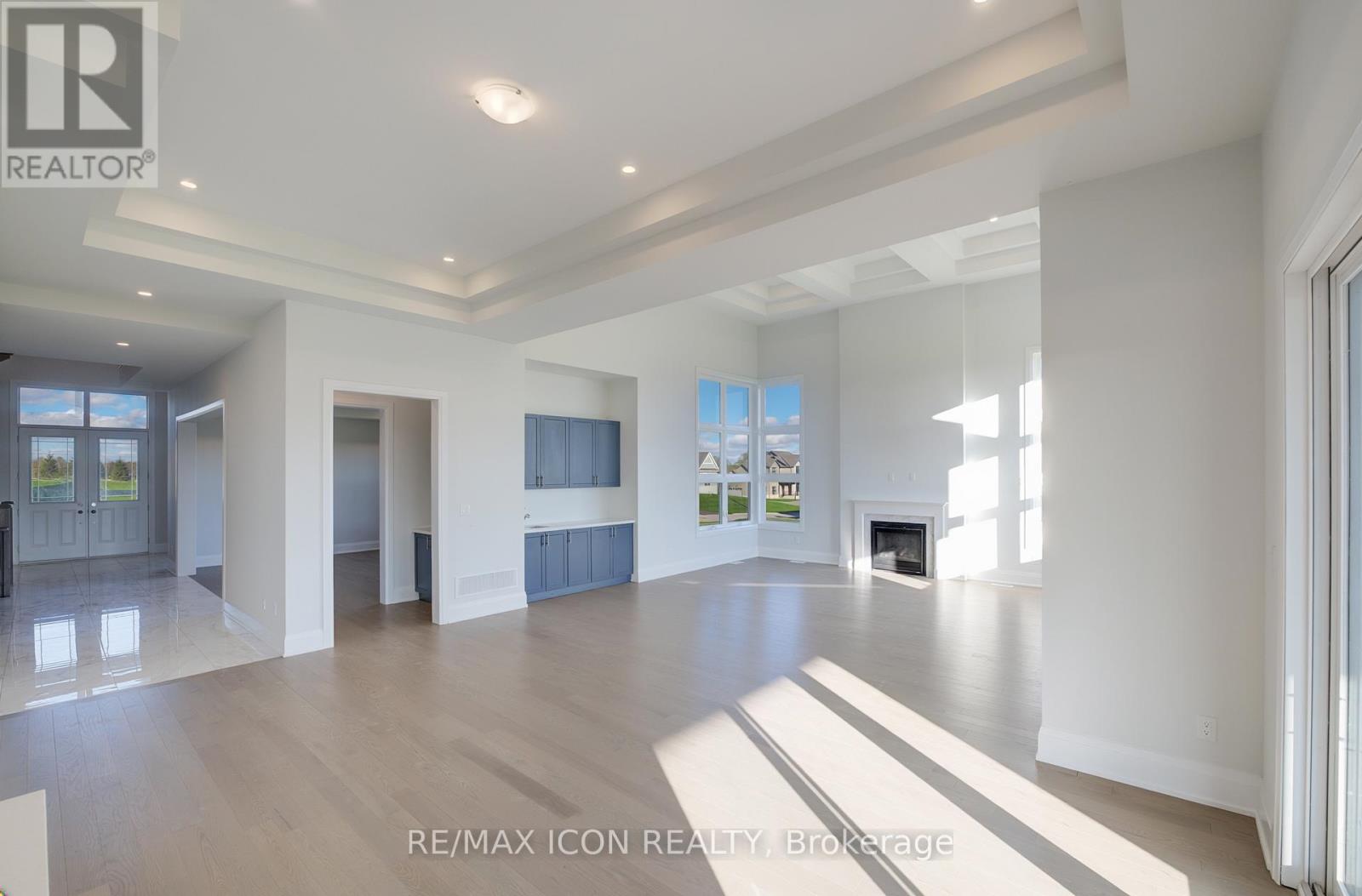 55 WILLIAM CRISP DRIVE E - 21