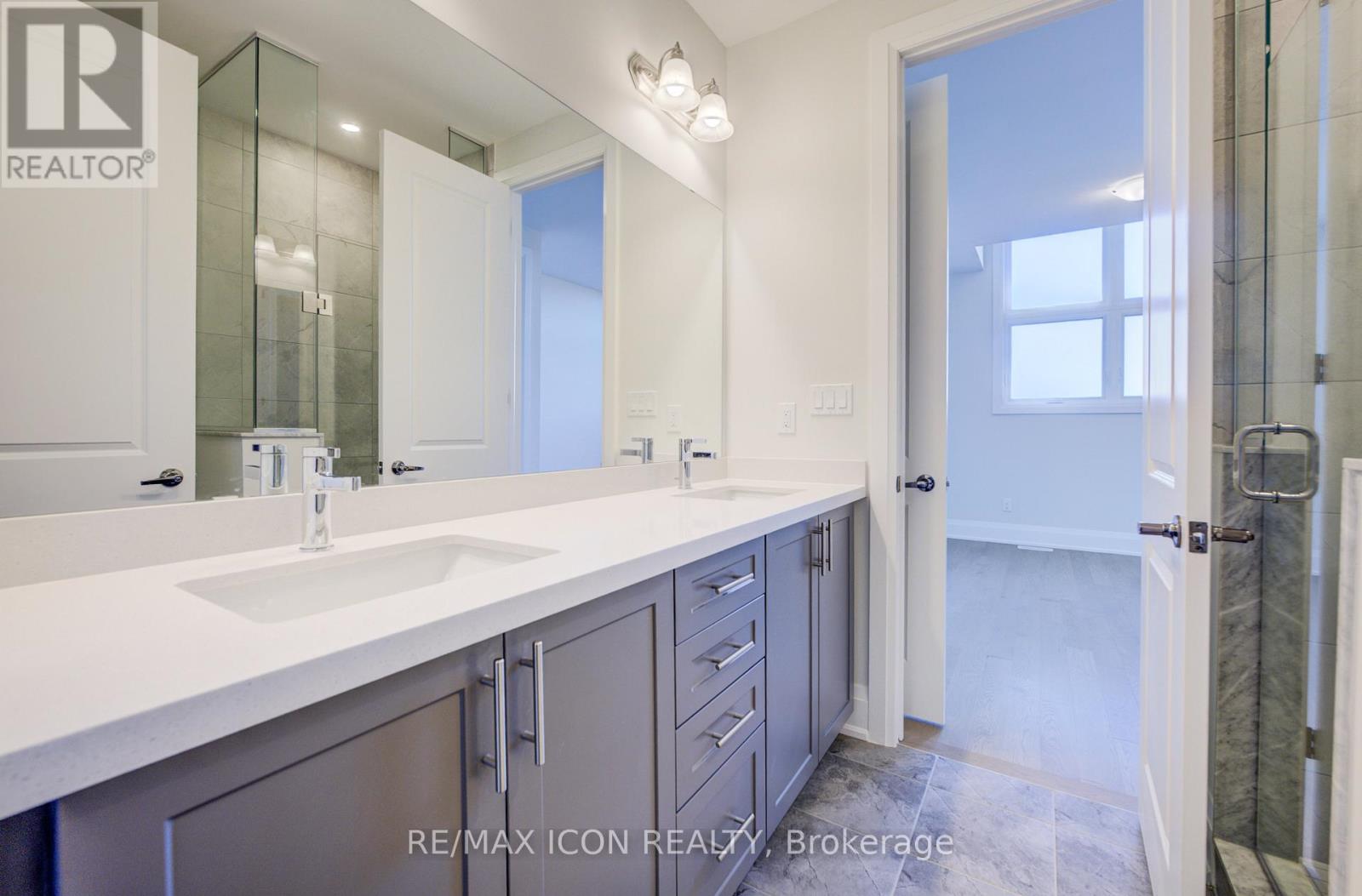 55 WILLIAM CRISP DRIVE E - 32