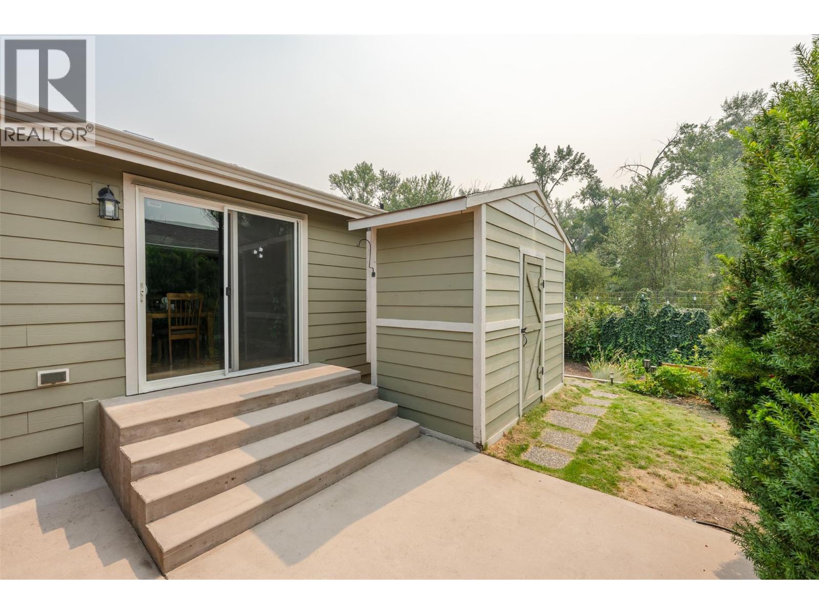 #7 8300 GALLAGHER LK FRONTAGE Road - 40