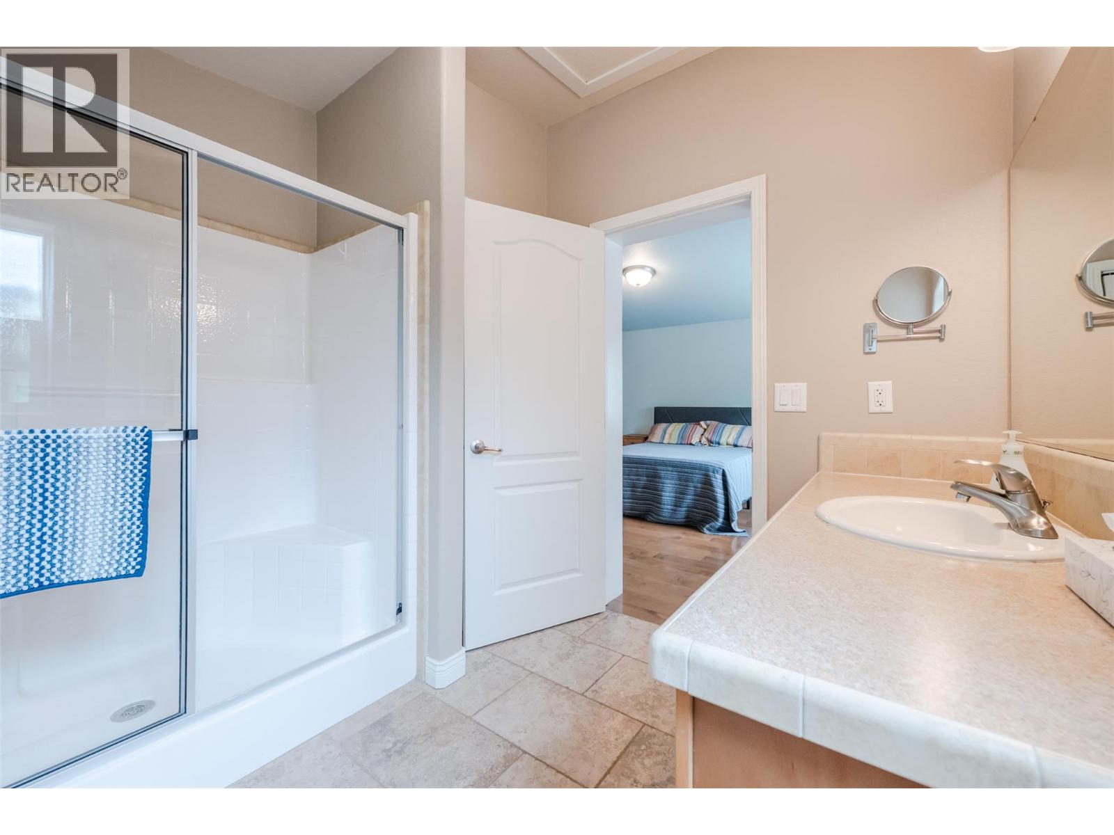 8300 GALLAGHER LK FRONTAGE Road Unit# 7, Oliver