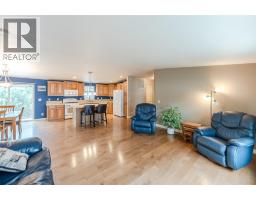 8300 Gallagher Lk Frontage Road Unit# 7, Oliver, BC V0H1T2 Photo 16