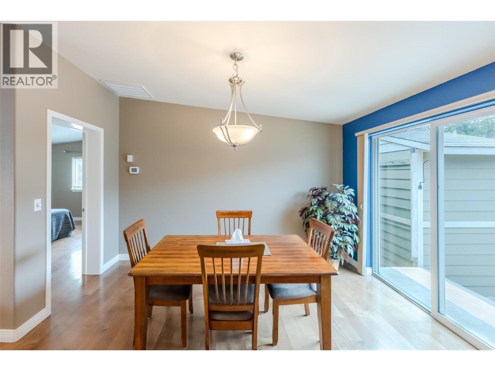 8300 GALLAGHER LK FRONTAGE Road Unit# 7, Oliver