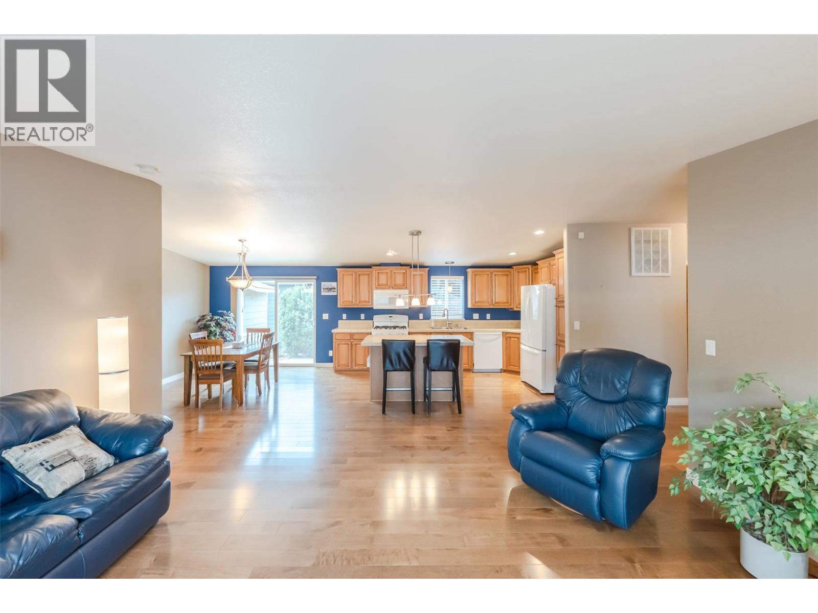 #7 8300 GALLAGHER LK FRONTAGE Road - 17