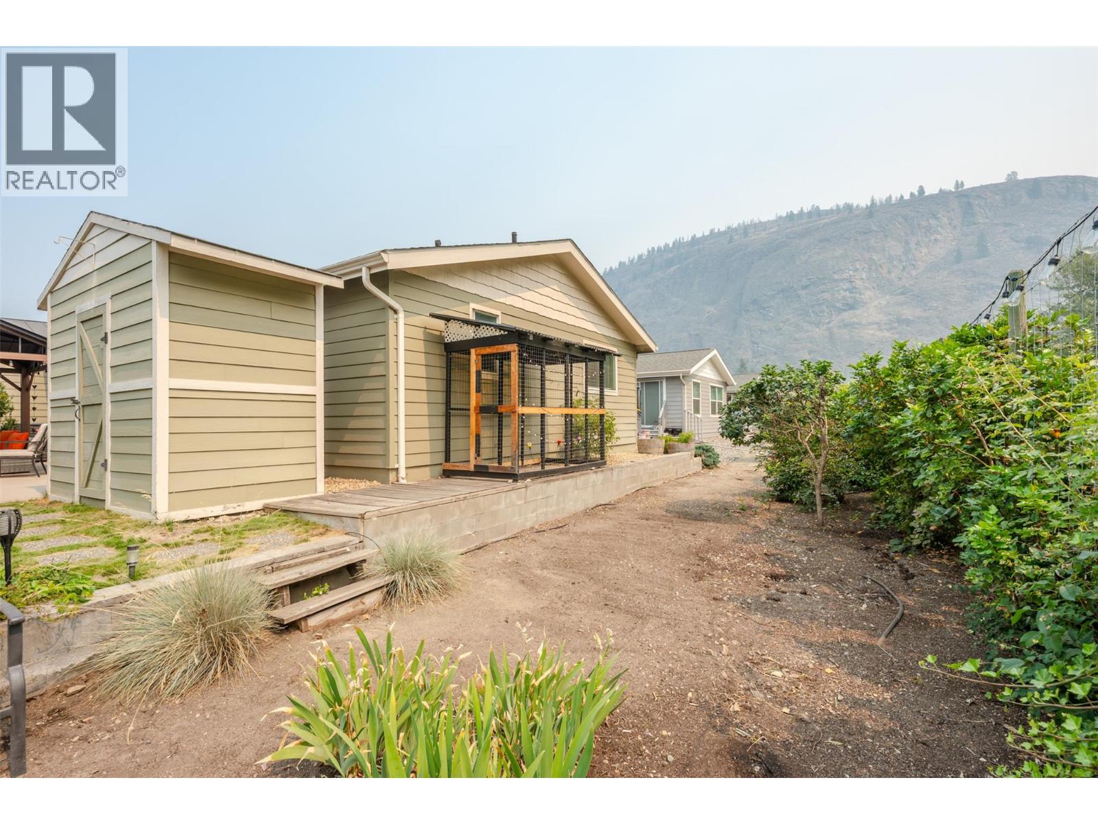 8300 GALLAGHER LK FRONTAGE Road Unit# 7, Oliver