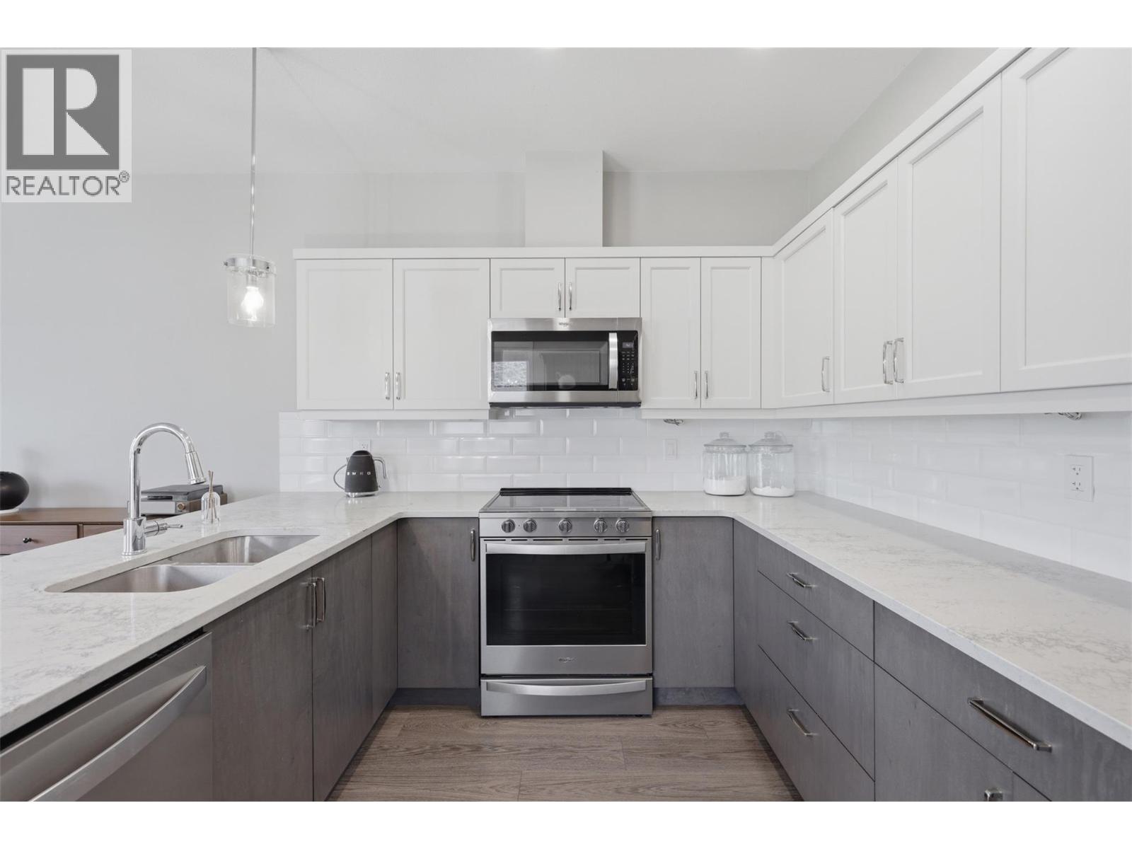 200 Grand Boulevard Unit# 127, Kamloops