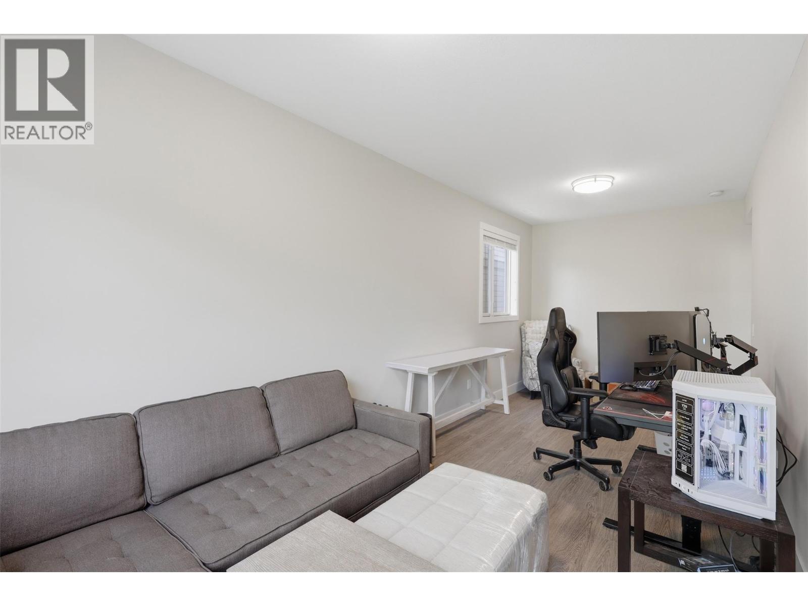 200 Grand Boulevard Unit# 127, Kamloops