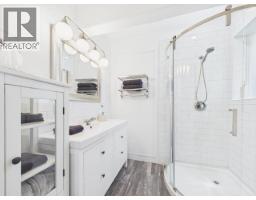9350 Malaspina Rd, Powell River, BC V8A0G2 Photo 34