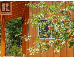 9350 Malaspina Rd, Powell River, BC V8A0G2 Photo 40