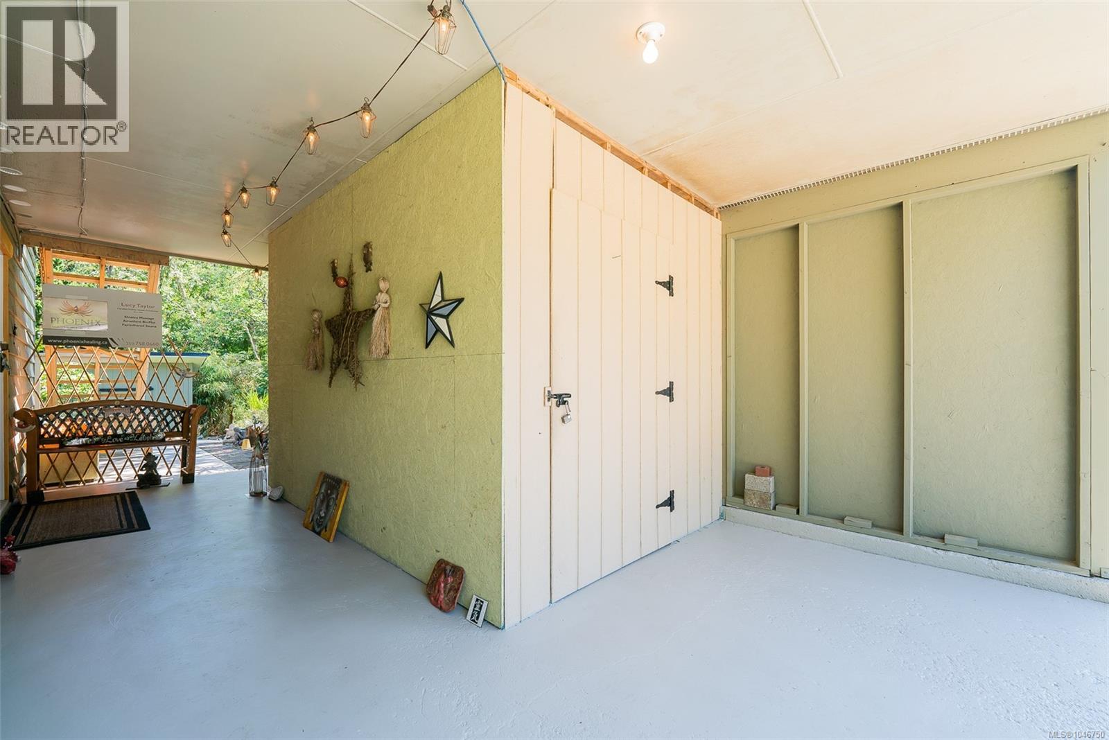 3362 Uplands Dr - Image 22