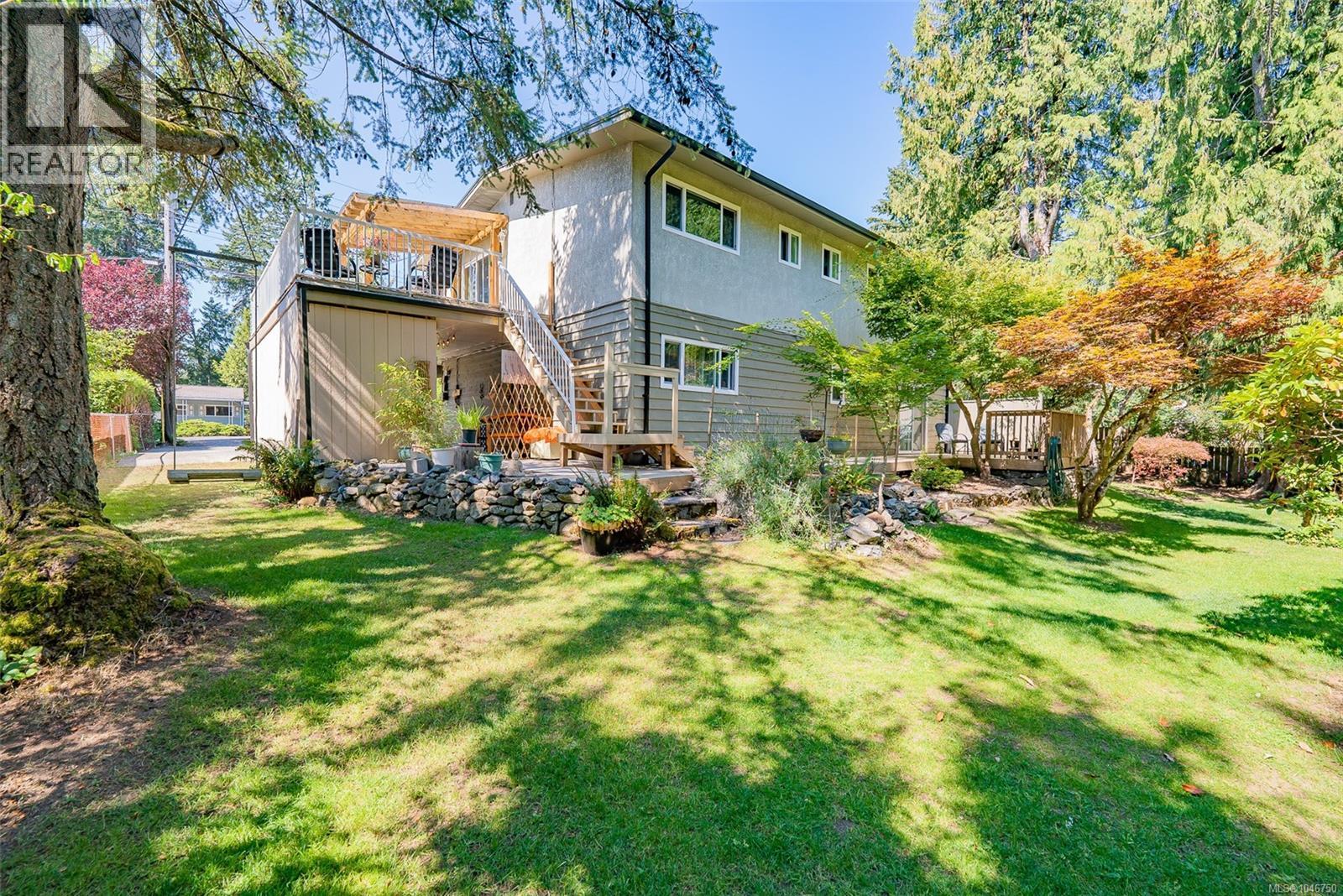 3362 Uplands Dr - Image 24