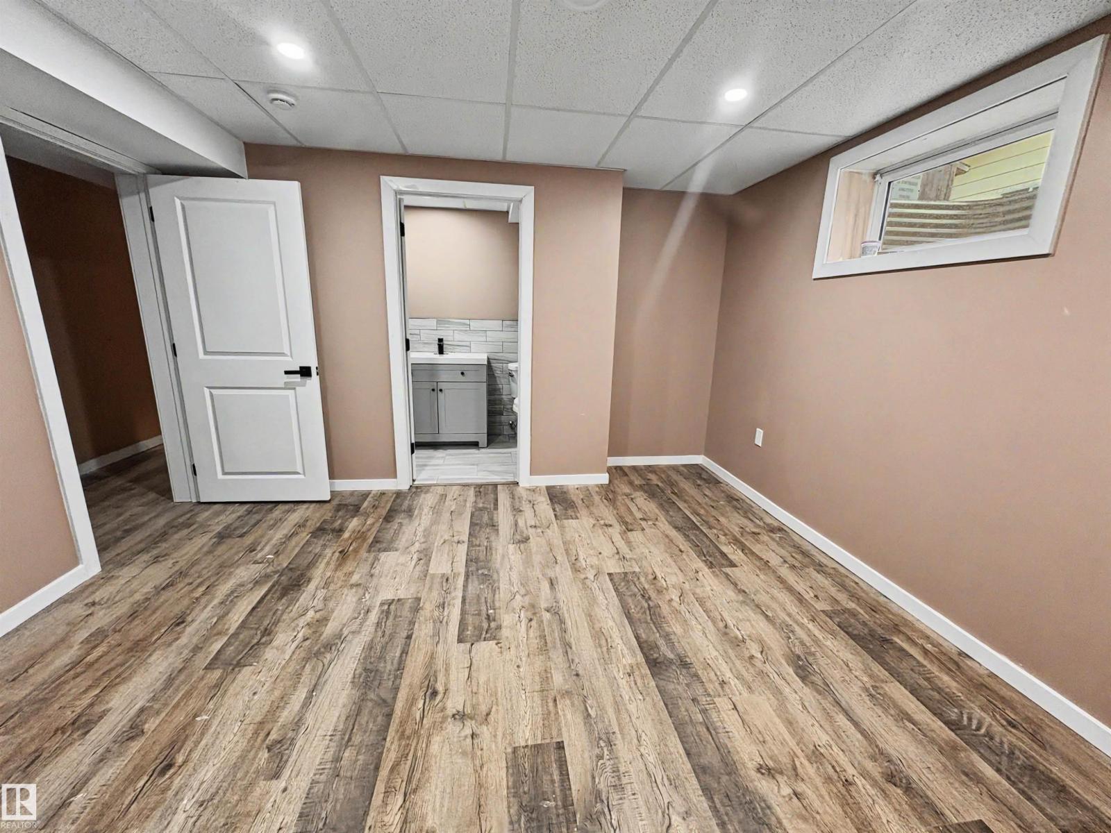4418 45 Avenue - Photo 15