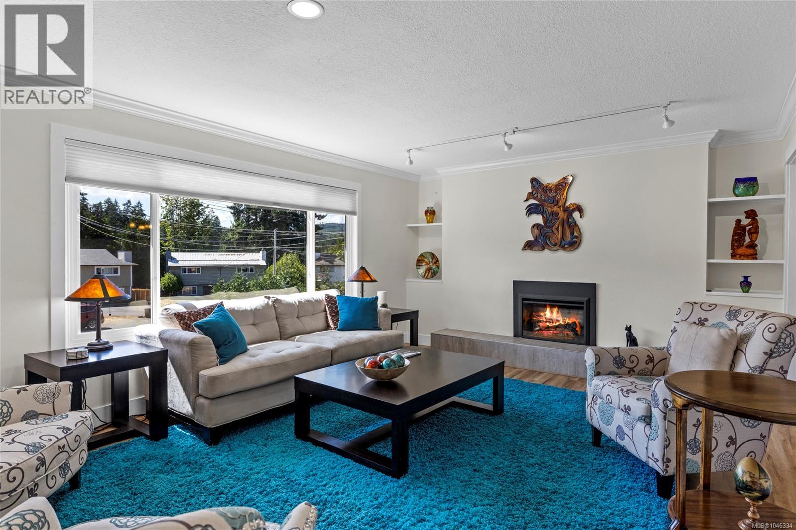 1185 Stuart Pl - Image 3