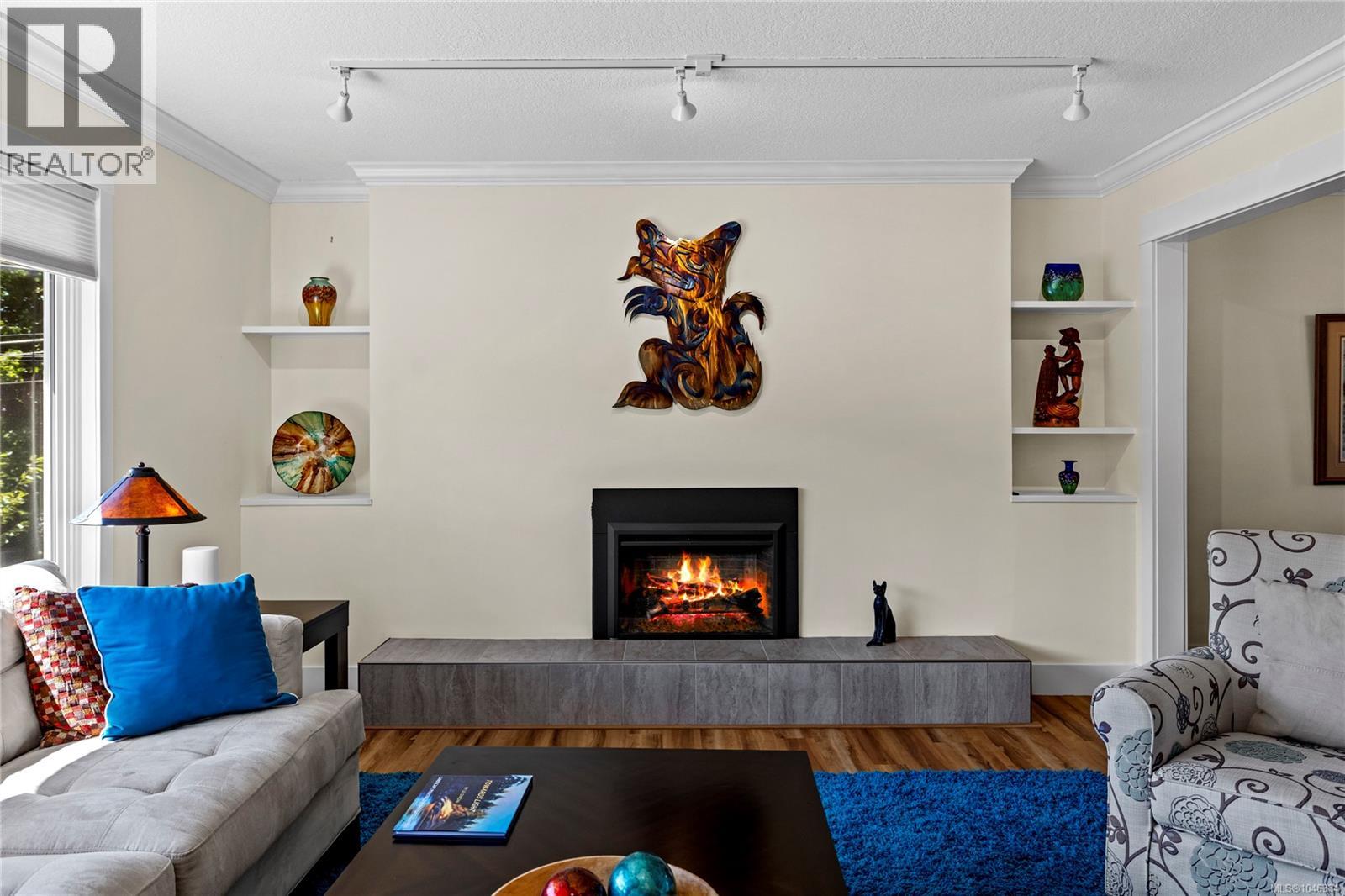 1185 Stuart Pl - Image 4