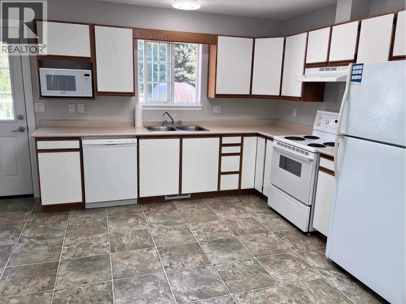 2210 GASSOFF ROAD - Image 5