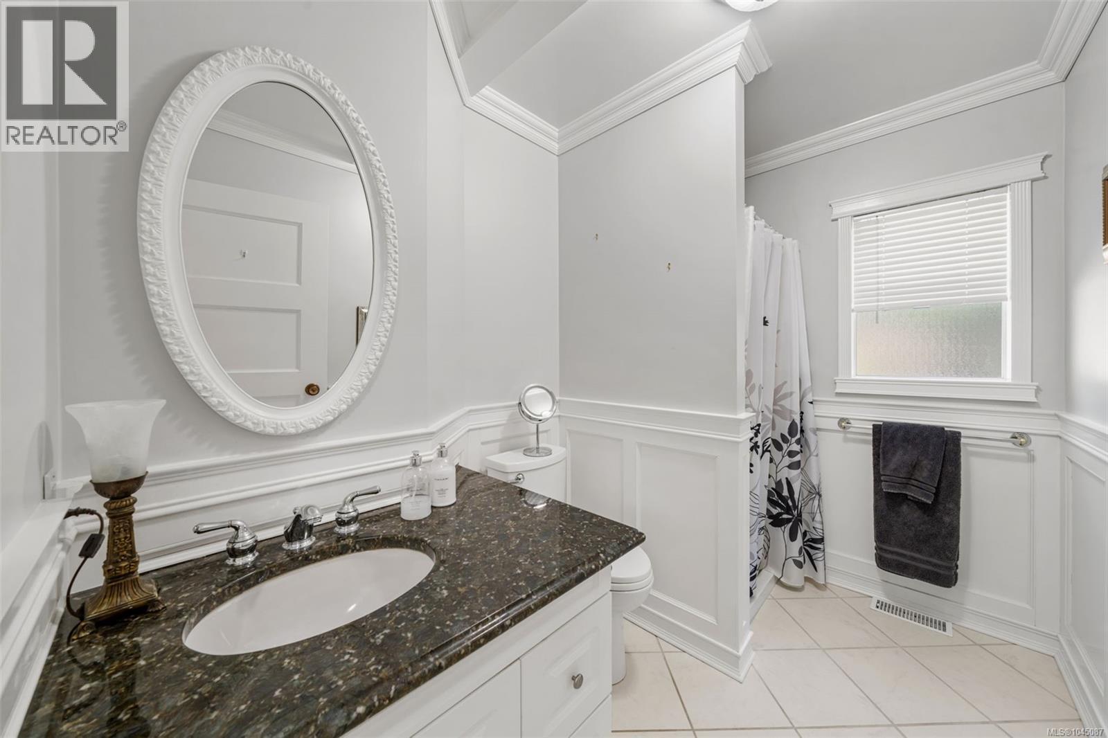 2159 Wildwood Dr - 21