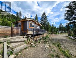 5550 Highway 33 Highway, Beaverdell, BC V0H1A0 Photo 18