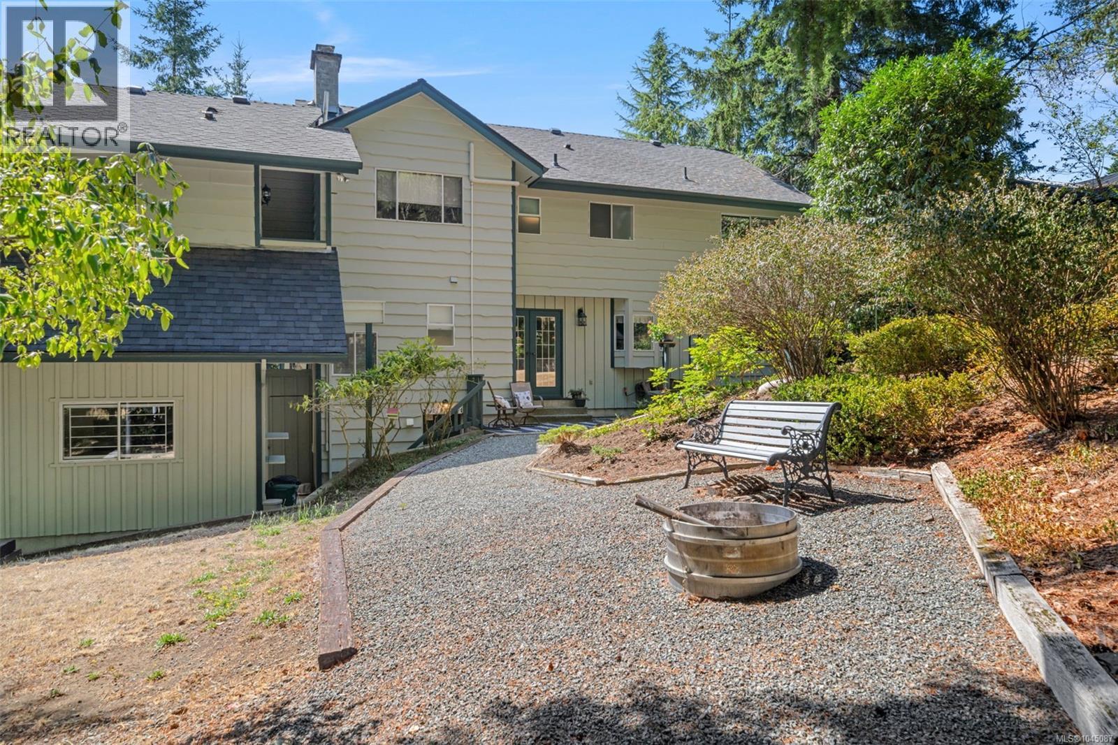2159 Wildwood Dr - 3