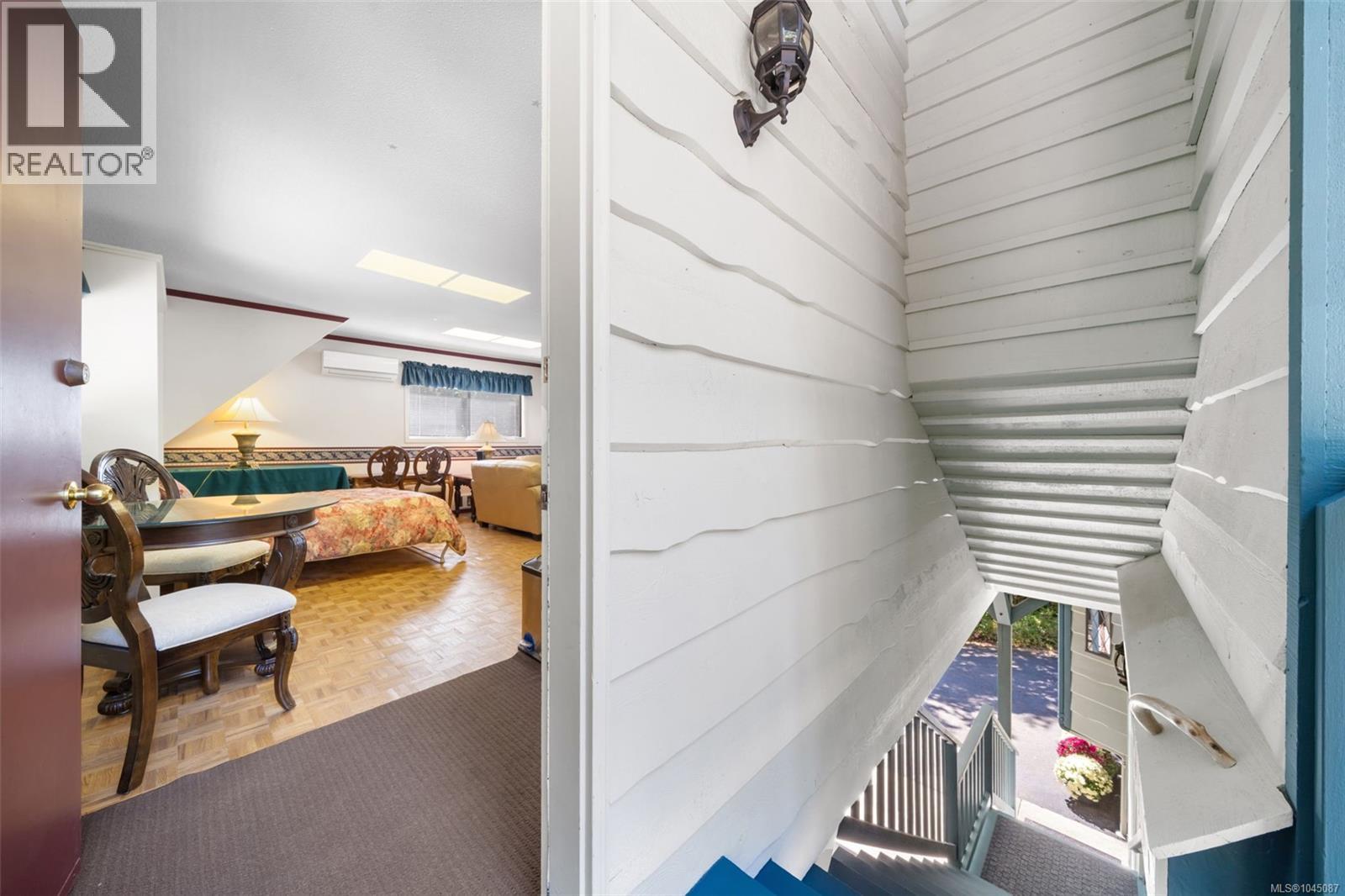 2159 Wildwood Dr - Image 32