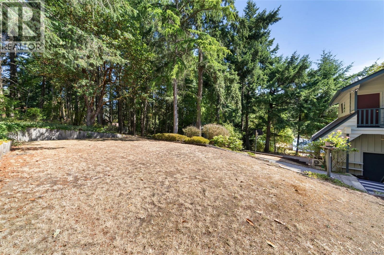 2159 Wildwood Dr - Image 38