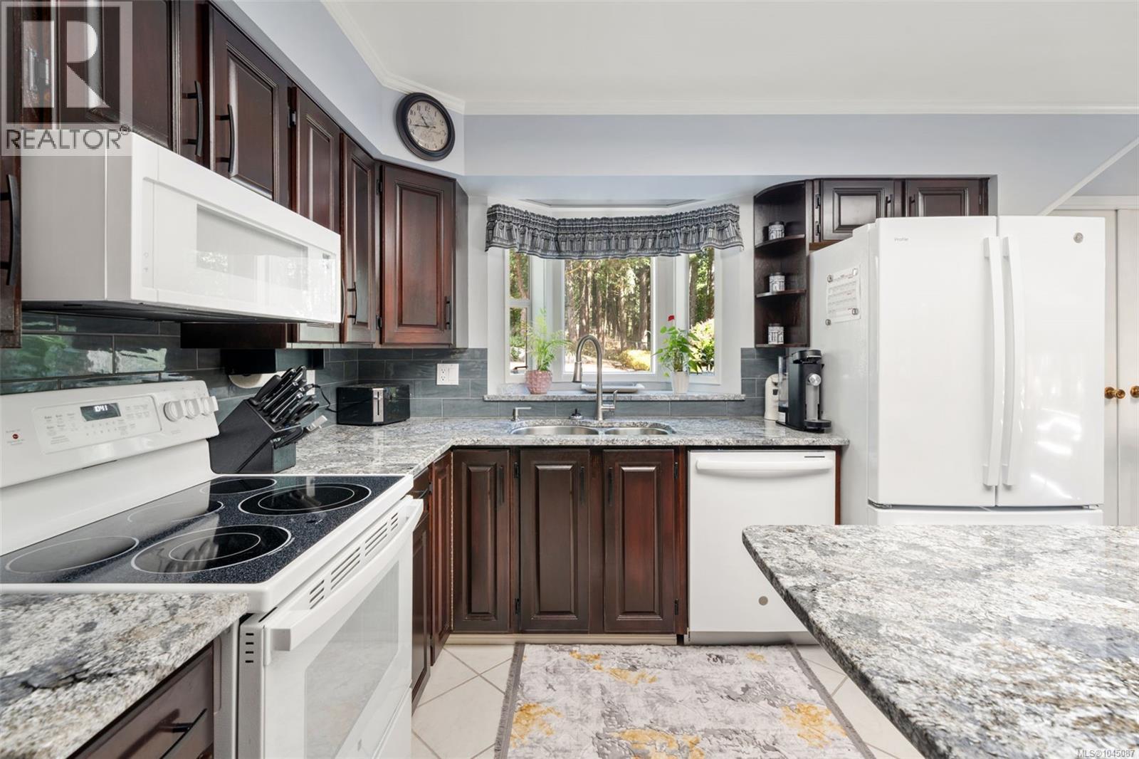 2159 Wildwood Dr - 13