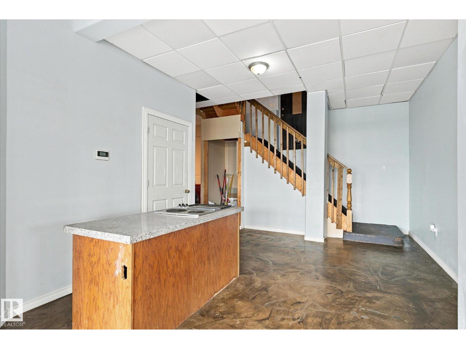 #66 Reserve Road - 45