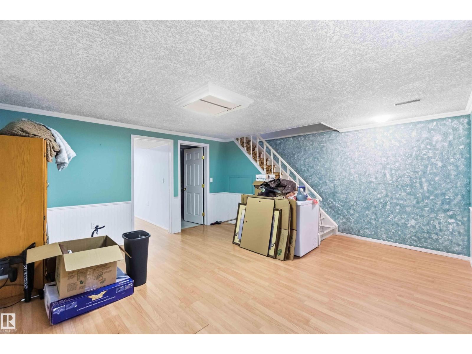 7963 178 ST NW - 34