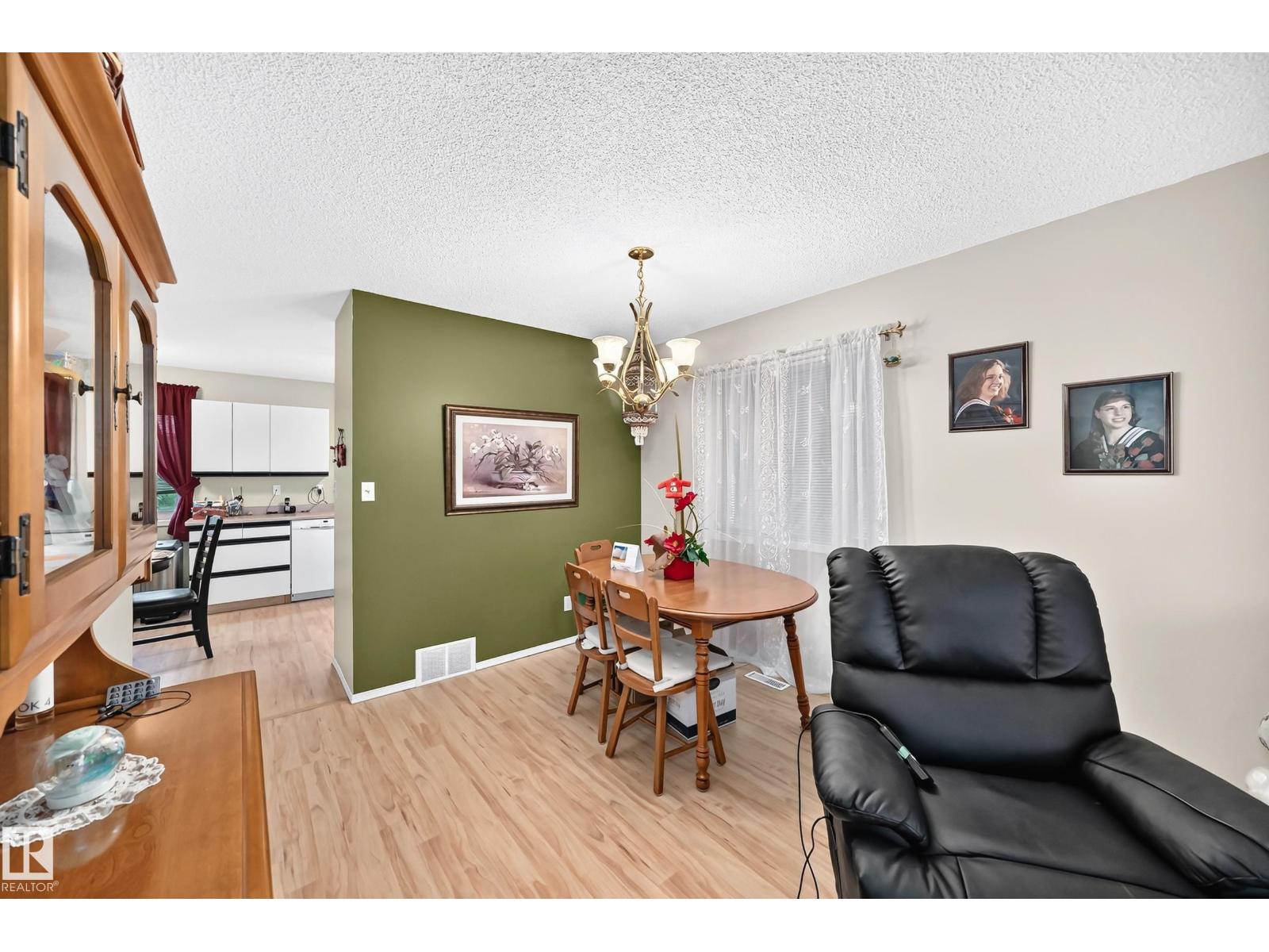 4319 27 ST NW, Larkspur, Edmonton photo 5