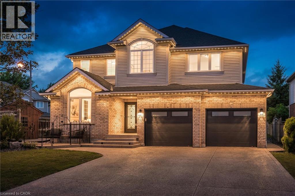 608 BLUENOSE Crescent — photo 3