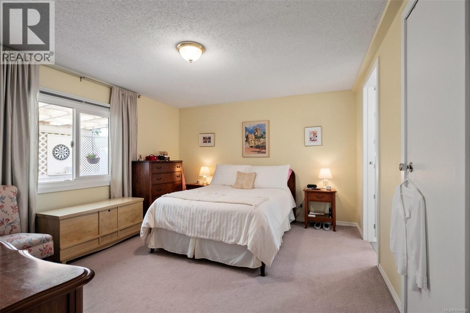 111 7701 Central Saanich Rd, Central Saanich