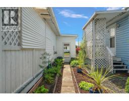 111 7701 Central Saanich Rd, Central Saanich, BC V0S1M0 Photo 22