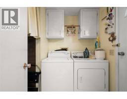 111 7701 Central Saanich Rd, Central Saanich, BC V0S1M0 Photo 25