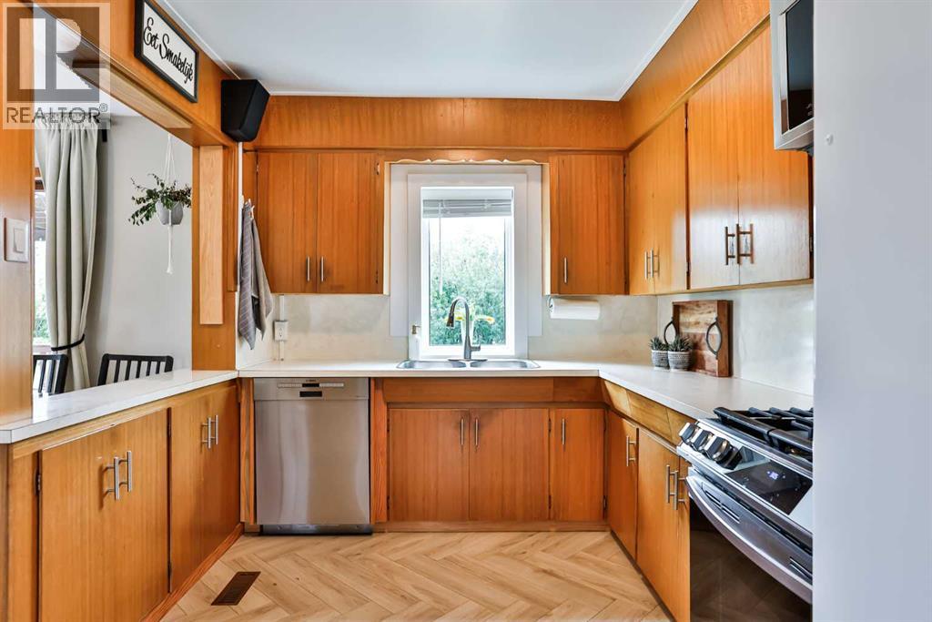315 55 Avenue - Photo 12