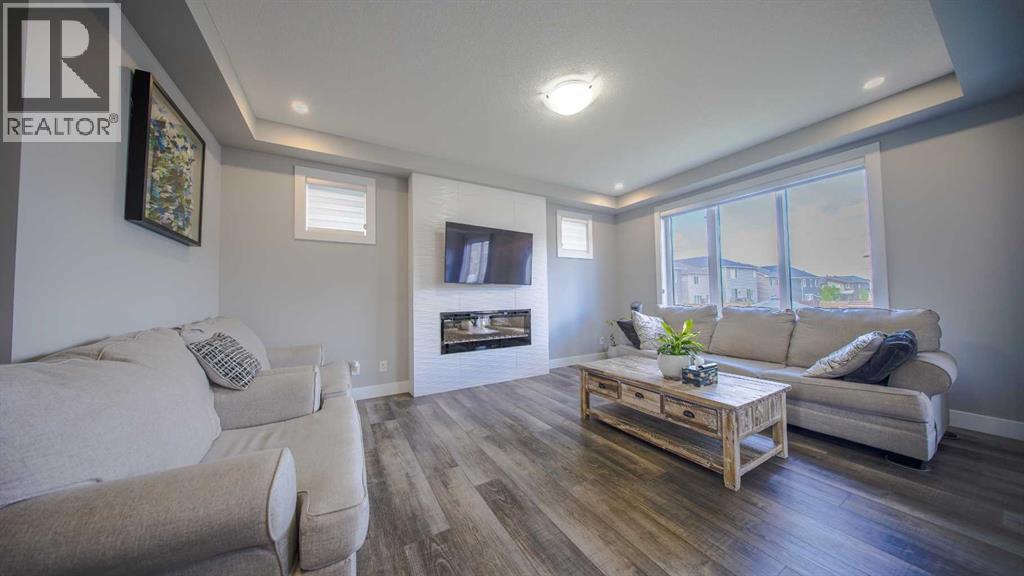 74 Carrington Crescent Northwest - Photo 7