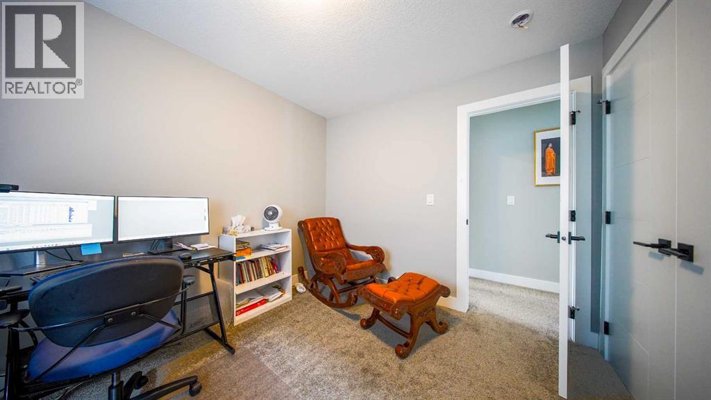 74 Carrington Crescent Northwest - Photo 32