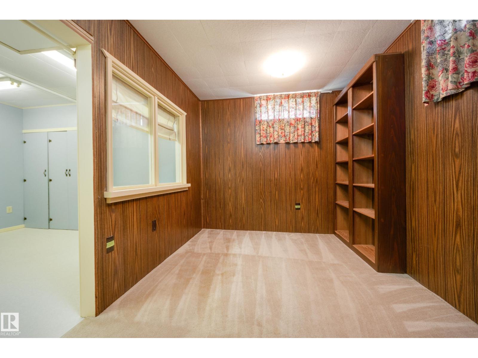 4716 109 AV NW - 26