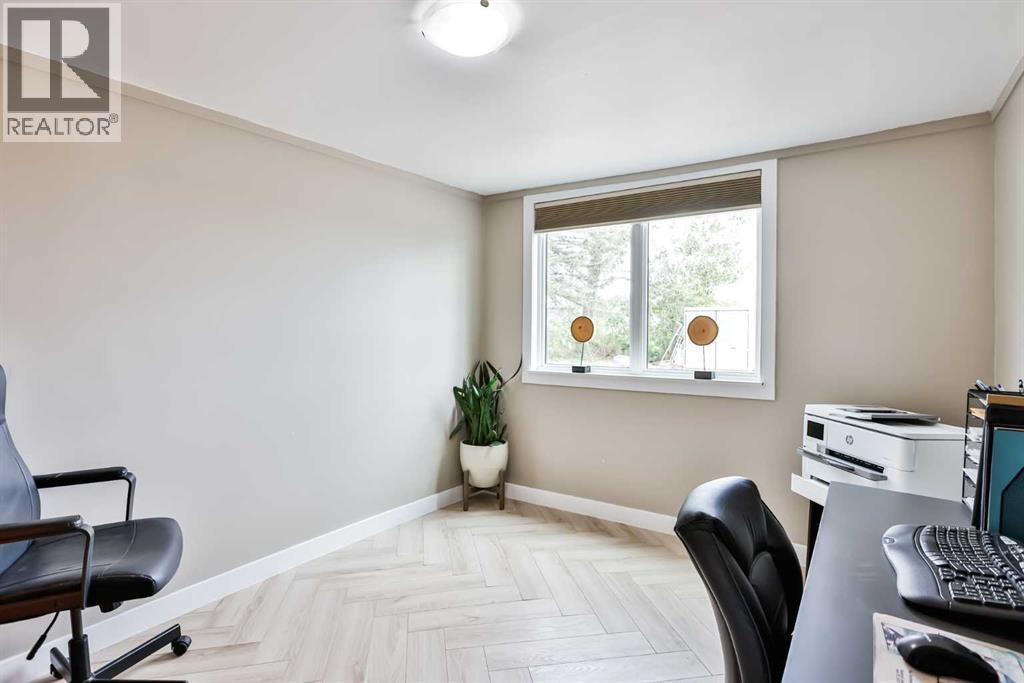 315 55 Avenue - Photo 16