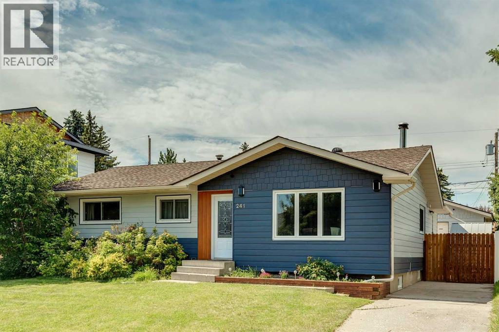 241 Allan Crescent Southeast