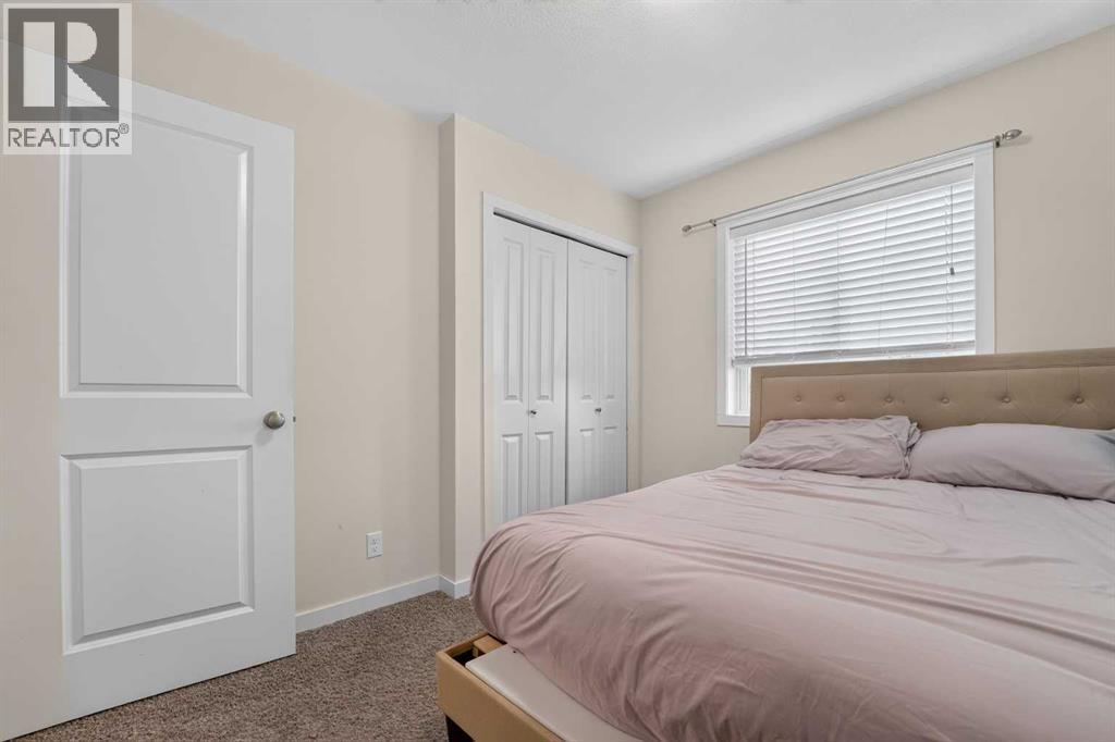 274 Mildred Dobbs Boulevard N - Image 15